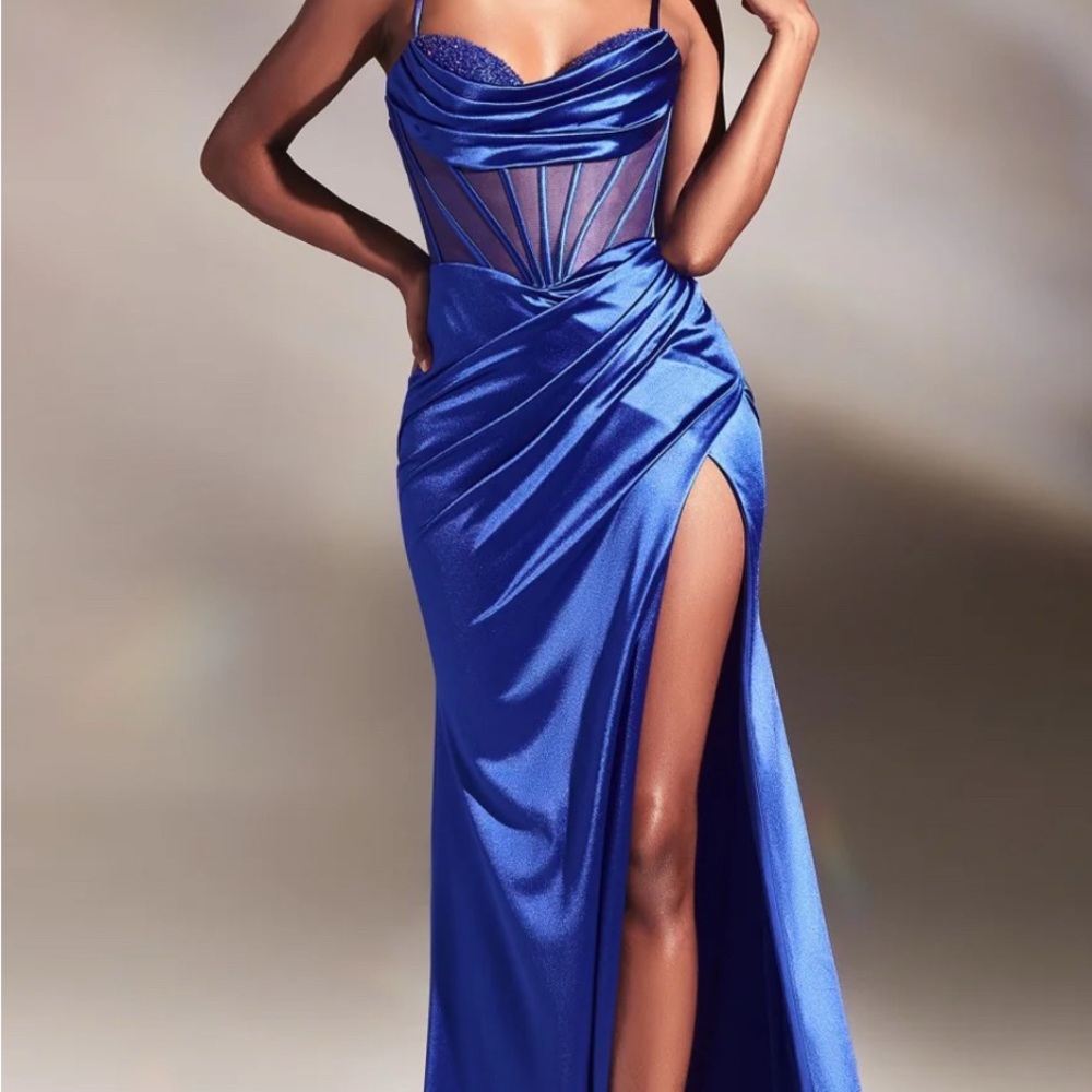 Elegant Blue Evening Gown prom